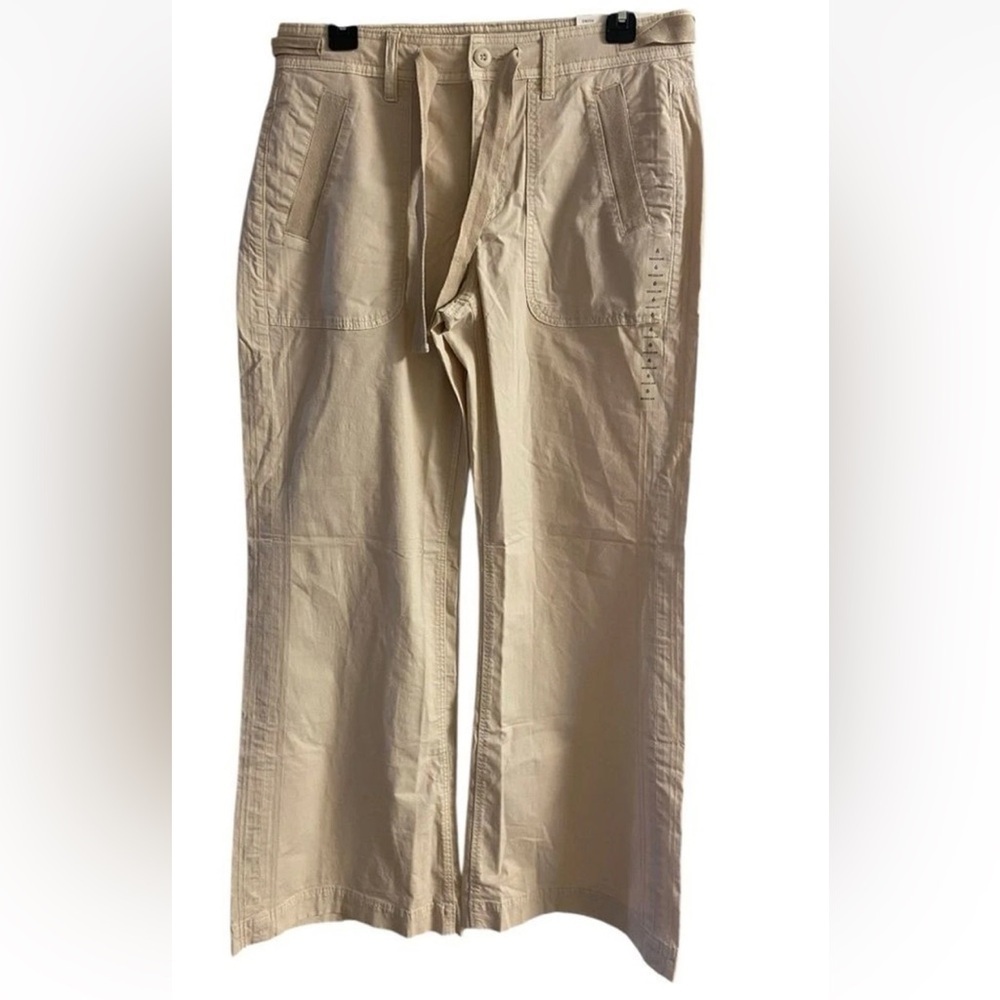 American Eagle Outfitters Cream low rise flare Pants 28W NWT